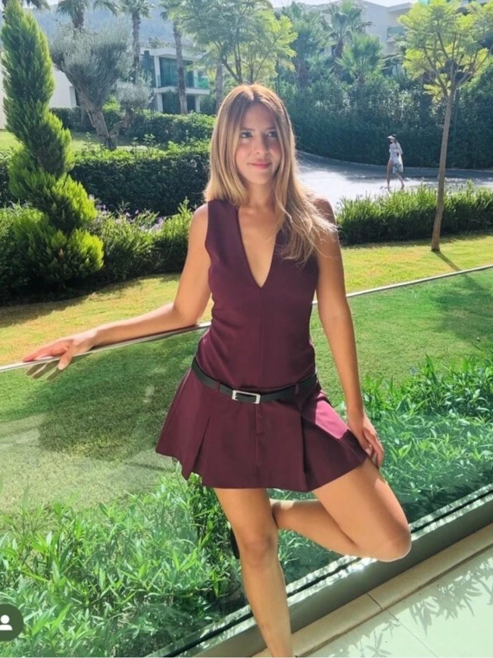New Zara WOMAN BELTED BOX PLEAT DRESS Burgundy Dark Red Purple Mini 4764/267